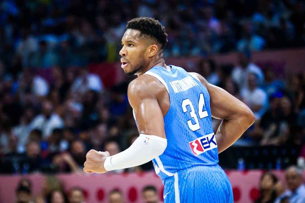 Στους πρώτους βραβευθέντες του Ευρωπαϊκού Τάγματος Αξίας ο Γιάννης Αντετοκούνμπο