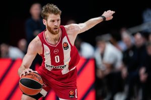 Η ζωή χωρίς τον Γουόκαπ: Τι κάνει ο Ολυμπιακός χωρίς το «ρομπότ» και τι χάνει εν τη απουσία του (vids)