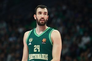 Αυτός θα αντικαταστήσει τον Χολμς