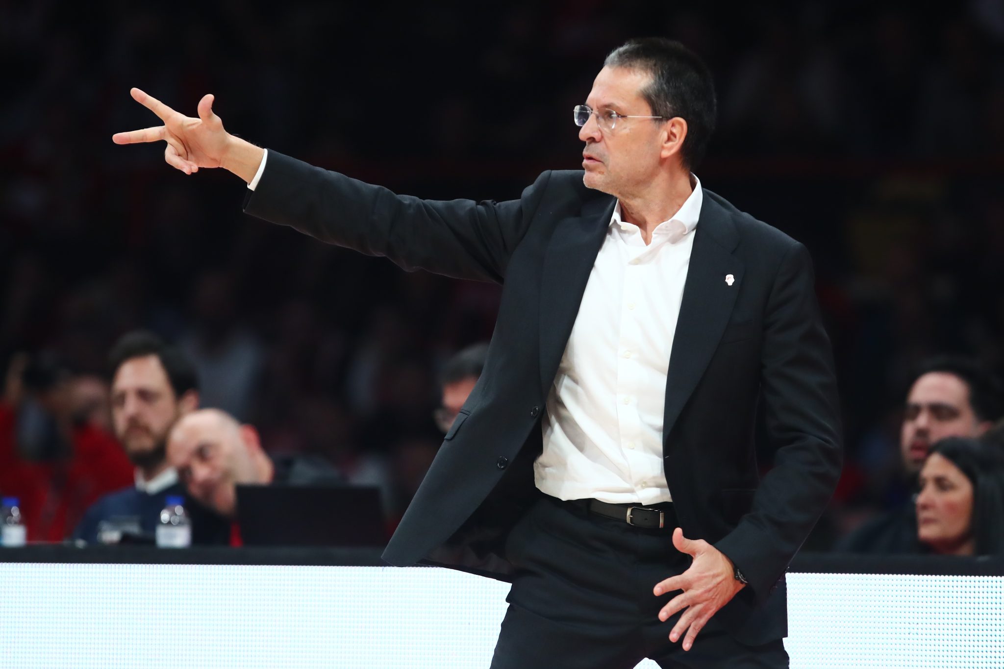 Η Βαλένθια ανανέωσε με τον Μαρτίνεθ έως το 2028