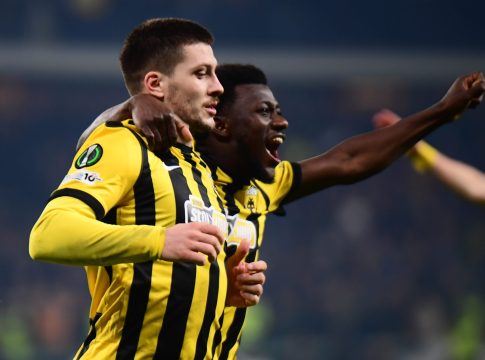 Το CHATGPT «βλέπει» την ΑΕΚ στον ημιτελικό του Conference League και την κούπα στη Φιορεντίνα (pic)