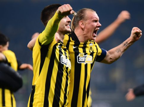 Γιόβιτς: «Οι οπαδοί της AEK είναι οι πιο παθιασμένοι μπροστά στους οποίους έχω παίξει»