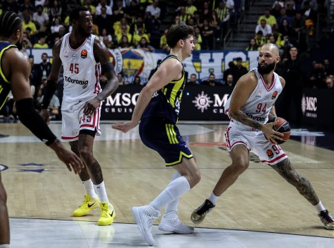 Η «τιτανομαχία» της Euroleague: Το αδιανόητο 122.8 του Ολυμπιακού και οι μόλις 78.9 πόντοι ανά παιχνίδι της Φενέρ (vids)