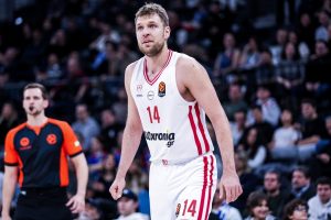 «Αυτόν τον προπονητή ούτε που θα τον χαιρετούσα» – Η μεγάλη αποκάλυψη του Σάσα Βεζένκοφ