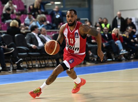 Οριστικά χωρίς Μόρις στο ντέρμπι ο Ολυμπιακός – Εκτός και οι Βεζένκοφ, Γουόκαπ