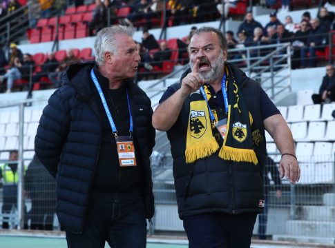 Ο Μάριος Ηλιόπουλος πήρε το μικρόφωνο στο Πανθεσσαλικό: Τι ζήτησε πριν την έναρξη του ματς