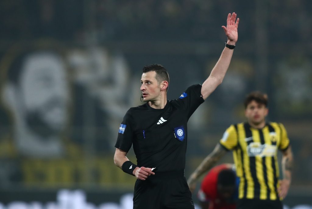 Σπάθας: «Απέτυχε ο Τσιμεντερίδης – Φάουλ πριν το 2-2 της ΑΕΚ» (vid)