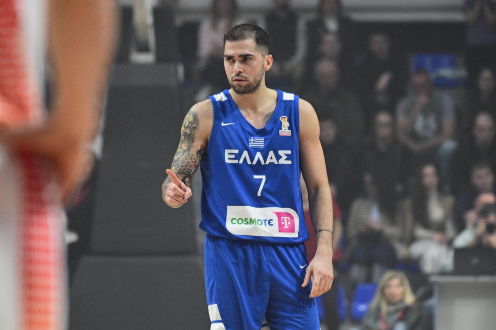 Απίθανη εμφάνιση Τολιόπουλου στην Ποντγκόριτσα: Έφτασε τους 19 πόντους στο ημίχρονο με 5/6 τρίποντα (vids)