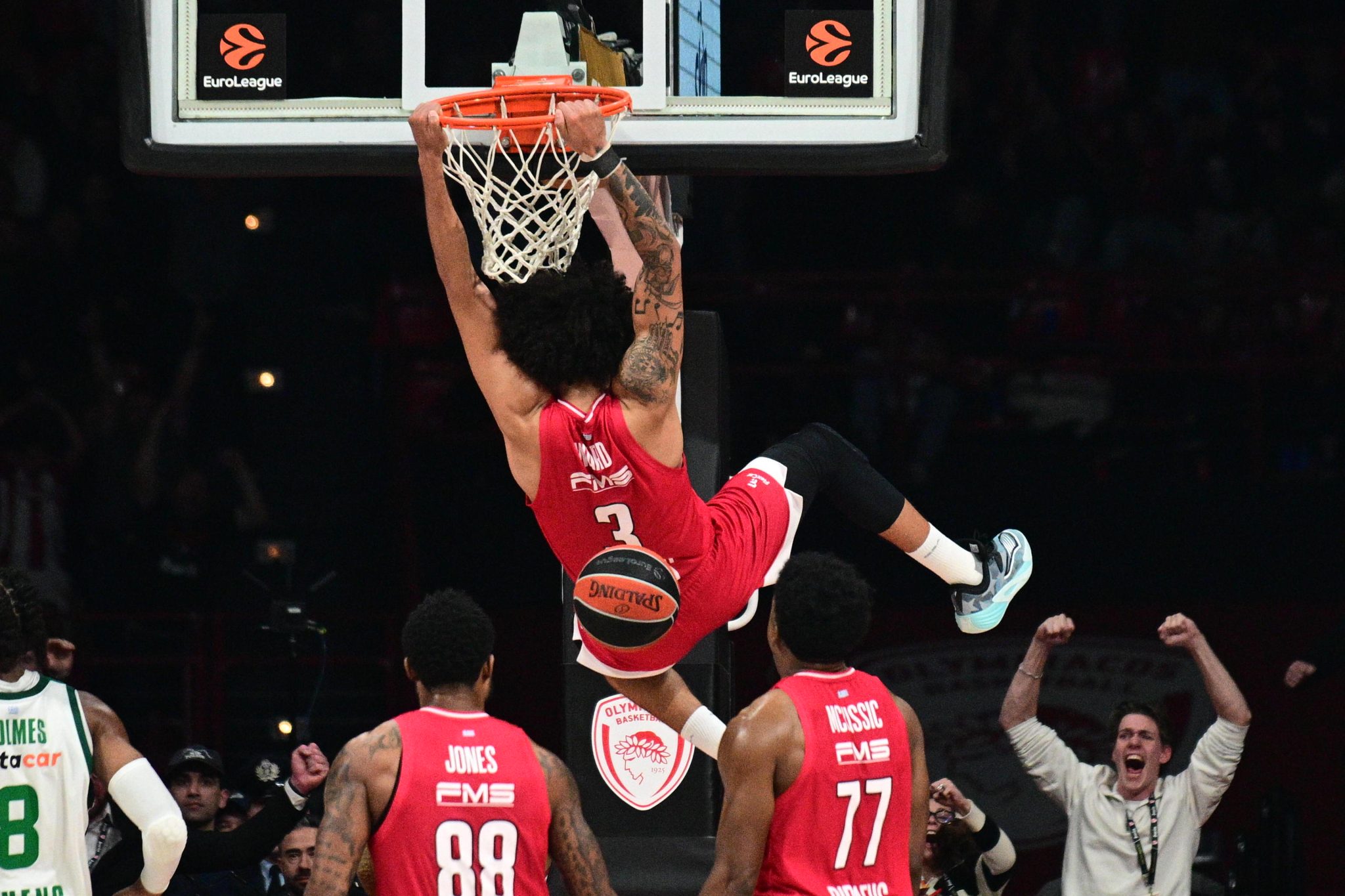 Μία ακόμα: 11η σερί νίκη του Ολυμπιακού επί του Παναθηναϊκού στην Euroleague