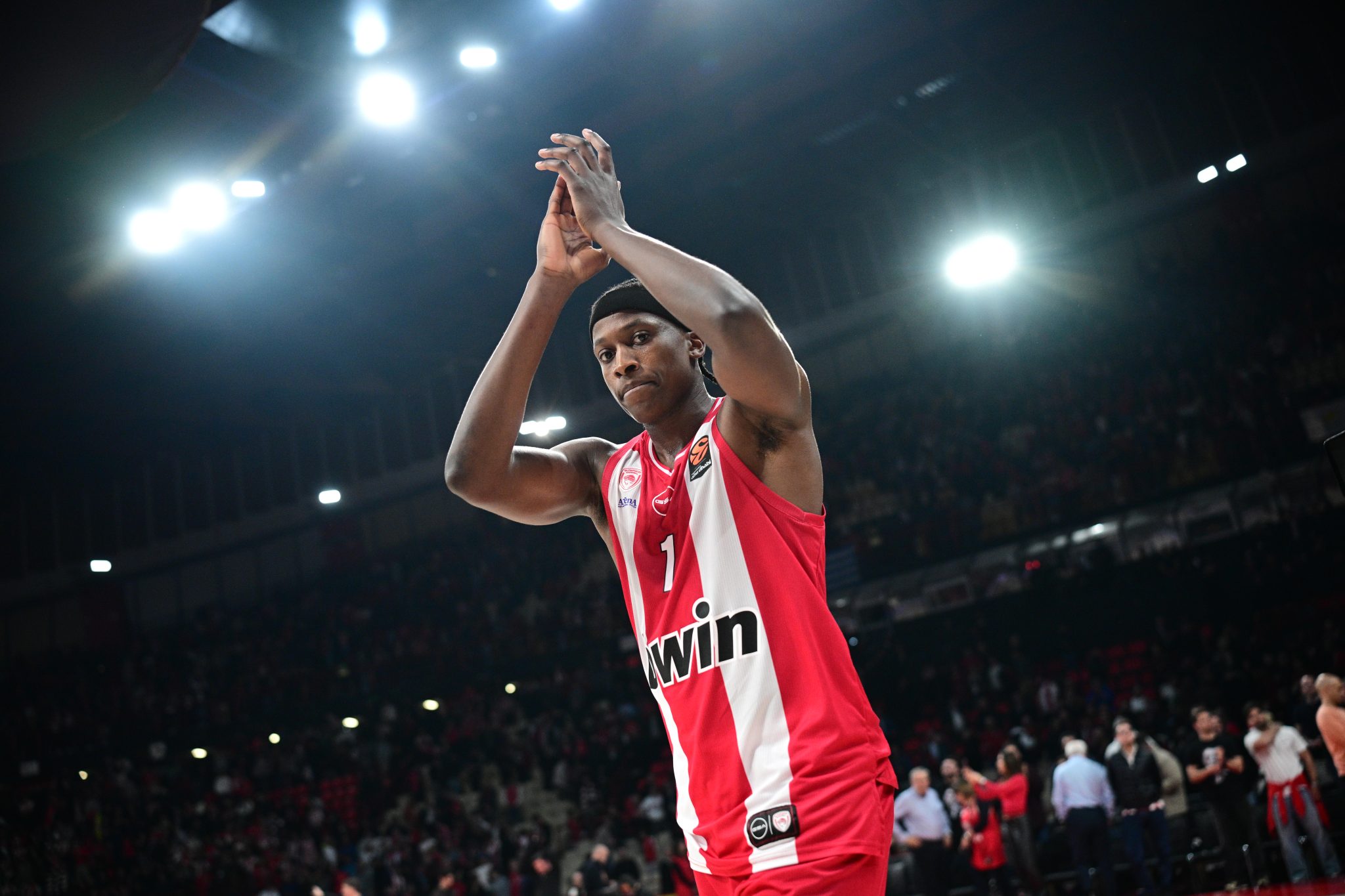 Νιλικίνα και Τζόσεφ ήρθαν από το πουθενά και έκαναν (τη) δουλειά