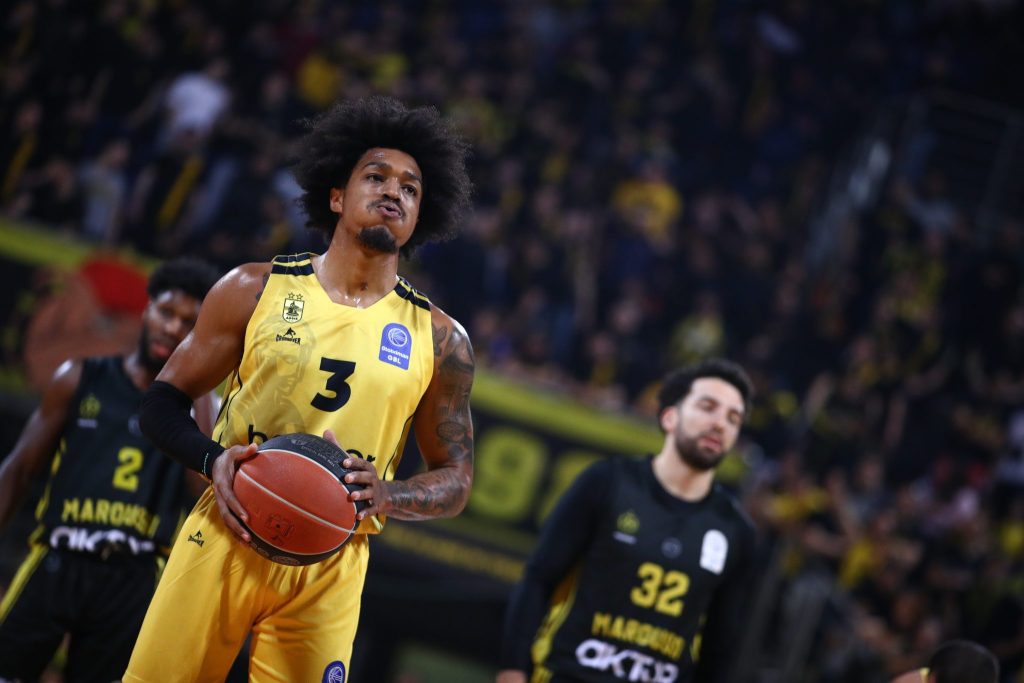 Άρης: Πρόβλημα με Τζόουνς και Πουλιανίτη