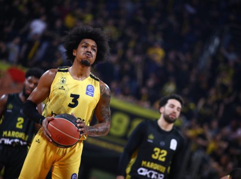 Άρης: Πρόβλημα με Τζόουνς και Πουλιανίτη