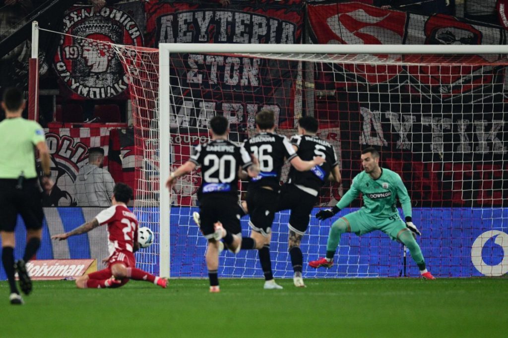 Μεγάλη ευκαιρία του Ολυμπιακού με Τσικίνιο (vid)