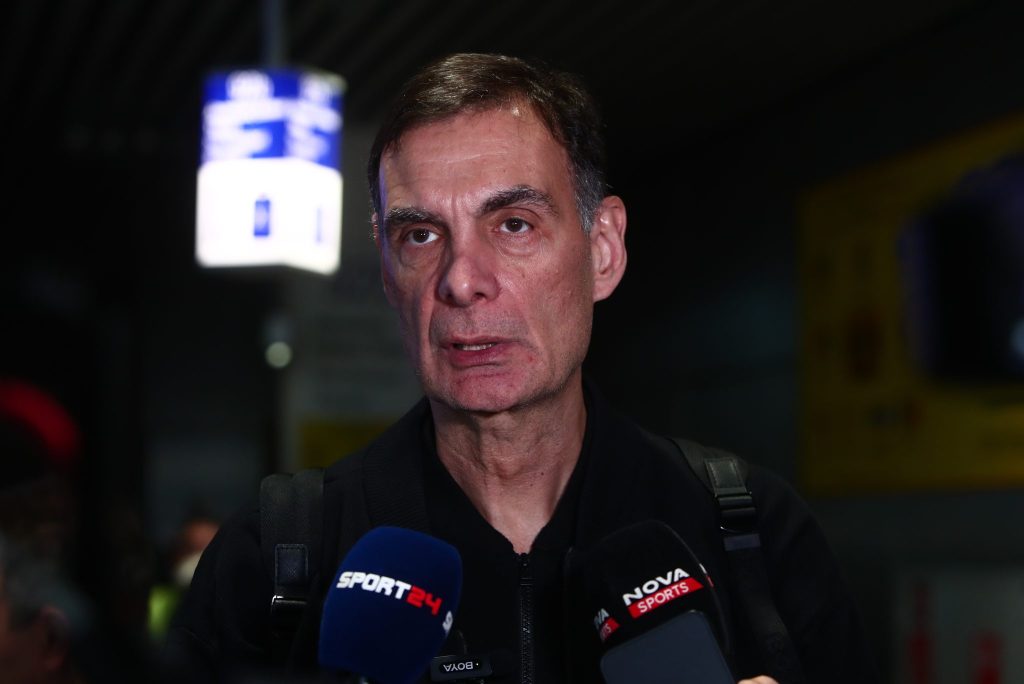 Μπαρτζώκας: «Ερωτηματικό ο Βεζένκοφ – Δεν εμπνέει ανησυχία η κατάσταση του Γουόκαπ»