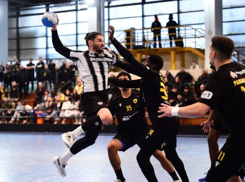 ΑΕΚ – ΠΑΟΚ 28-28: Νικητής στο ντέρμπι ο… Ολυμπιακός