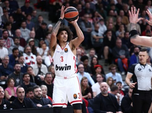 Γουόρντ: «Μειώσαμε την ταχύτητα κι ελέγξαμε το…χάος της Παρί»