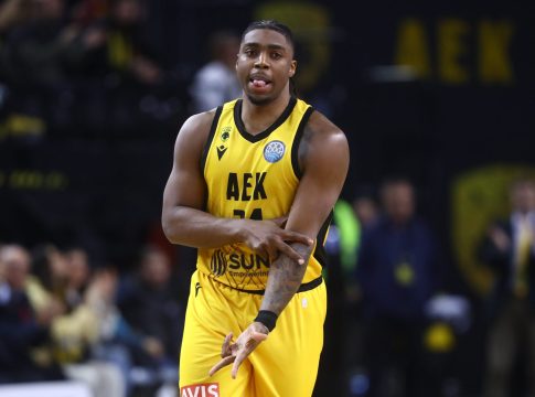 ΑΕΚ – Τόφας 96-88: Πήρε το θρίλερ η Ένωση, έκανε το 5Χ5 και πάει φουλ για πρωτιά