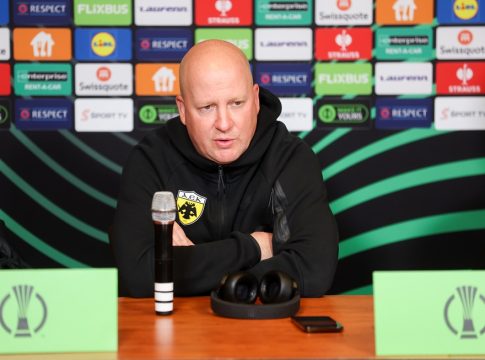 Νίκολιτς: «Πρέπει να είμαστε προσγειωμένοι, κοιτάμε Ατρόμητο και μετά την ρεβάνς»