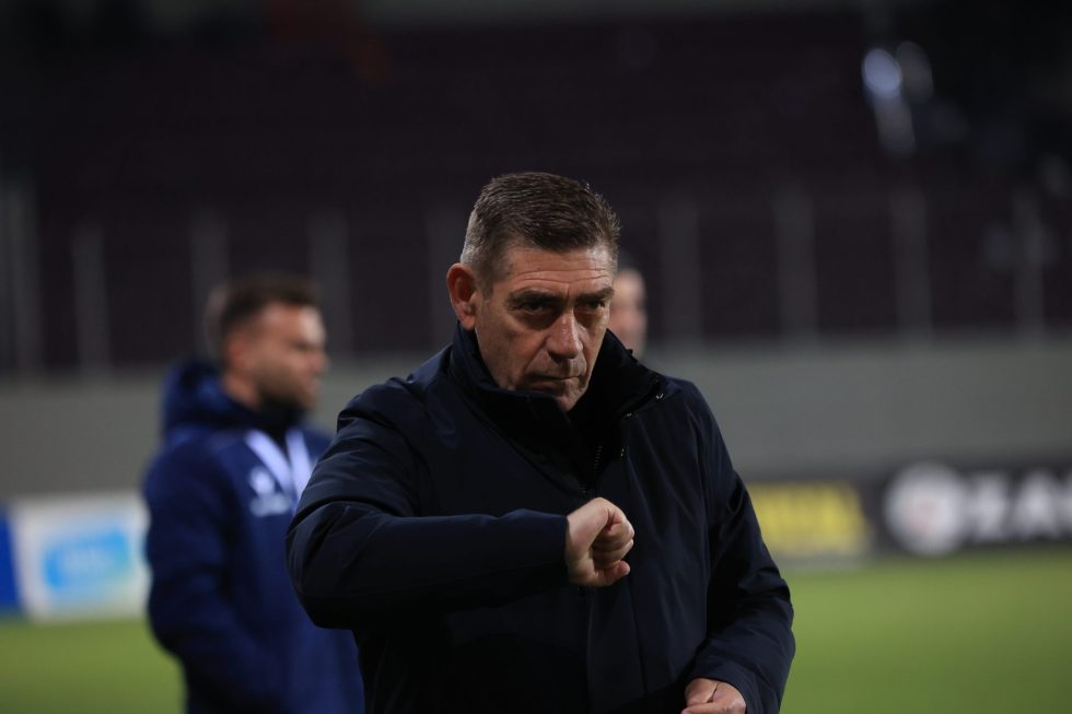 Παντελίδης: «Είδα φαντάσματα στο πρώτο ημίχρονο – Δουλεύουμε για να γίνουμε καλύτεροι»