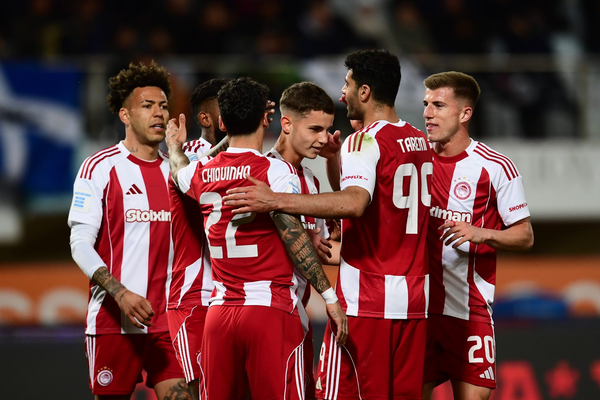 Ολυμπιακός: Το «ερυθρόλευκο» πάρτι στο Παγκρήτιο (vid)