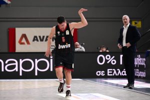 Ειδική αναφορά του Μπαρτζώκα στον Λαρεντζάκη: Τι αποκάλυψε ο κόουτς για τον Έλληνα άσο (vid)