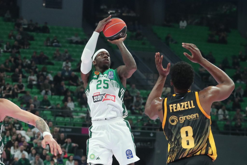 Ο Παναθηναϊκός έβαλε 37 πόντους στο δεύτερο δεκάλεπτο με τον Ναν να παίζει… μόνος του (vid)