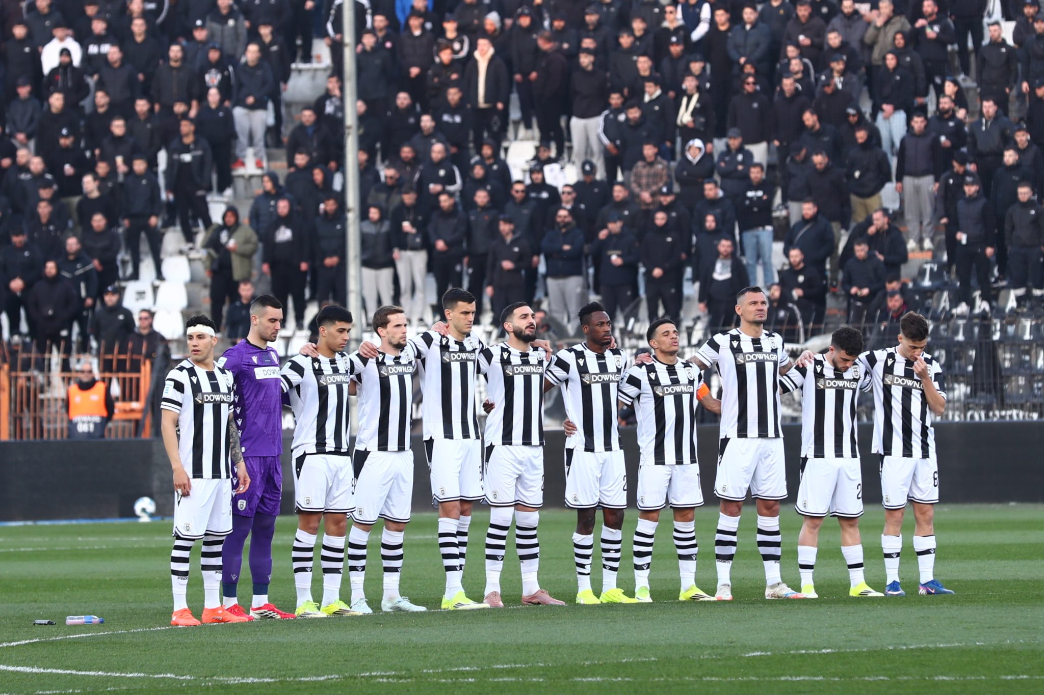 Σοβαρός κίνδυνος τιμωρίας του ΠΑΟΚ στα play offs μετά την επίθεση στα δημοσιογραφικά