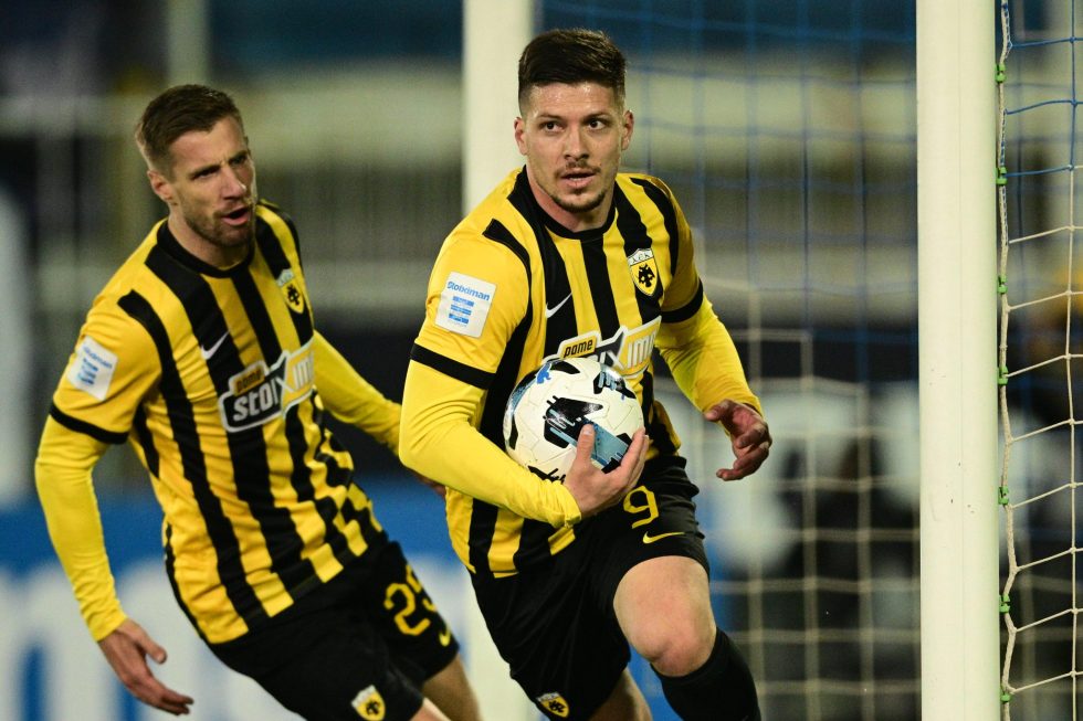 Αποθεώνουν τον Γιόβιτς οι Σέρβοι: «Θα έχει ενδιαφέρον από τα πέντε κορυφαία πρωταθλήματα το καλοκαίρι» (pic)