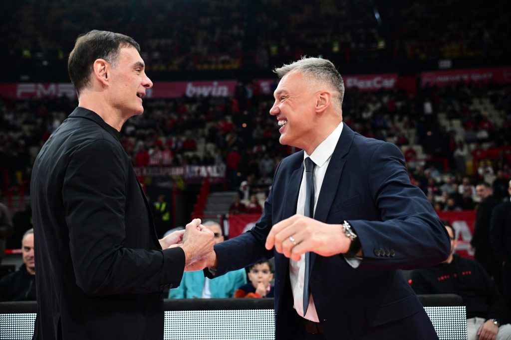 Η αγκαλιά του Γιασικεβίτσιους με τον Μπαρτζώκα (pics,vids)