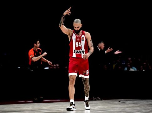 Κι ο Φουρνιέ στο Telekom Center για το ντέρμπι με τον Παναθηναϊκό