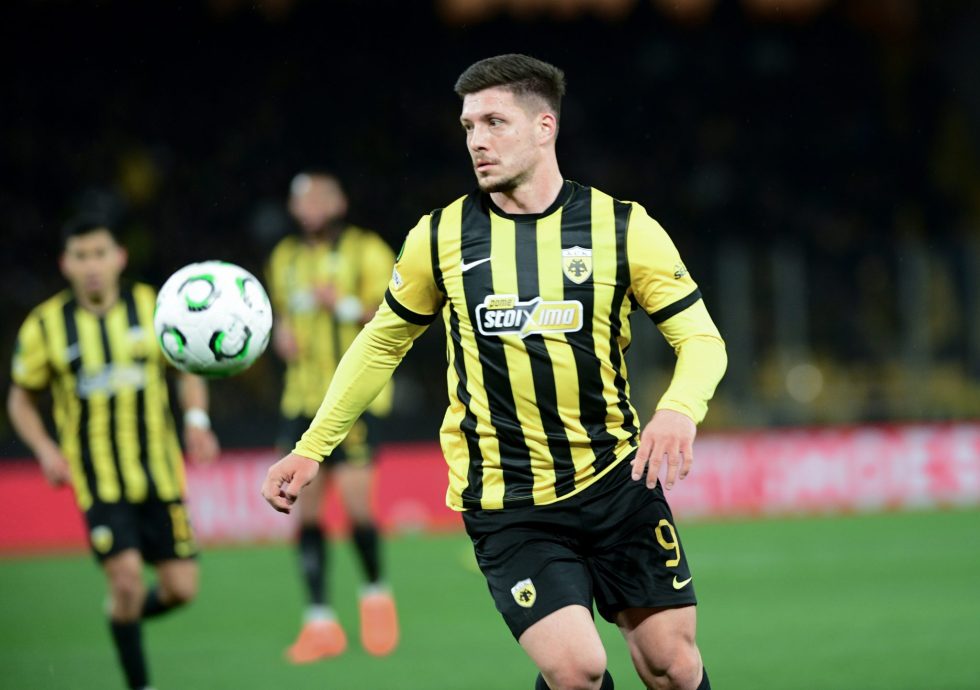 Οι Σέρβοι αποθεώνουν τον Γιόβιτς και τον… βλέπουν βασικό με την Ισπανία (pics)