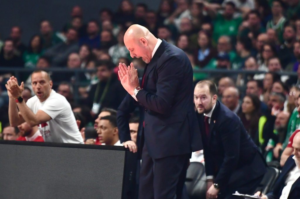 Ομπράντοβιτς: «Αδικήσαμε τον εαυτό μας, είχαμε την ευκαιρία να κερδίσουμε»