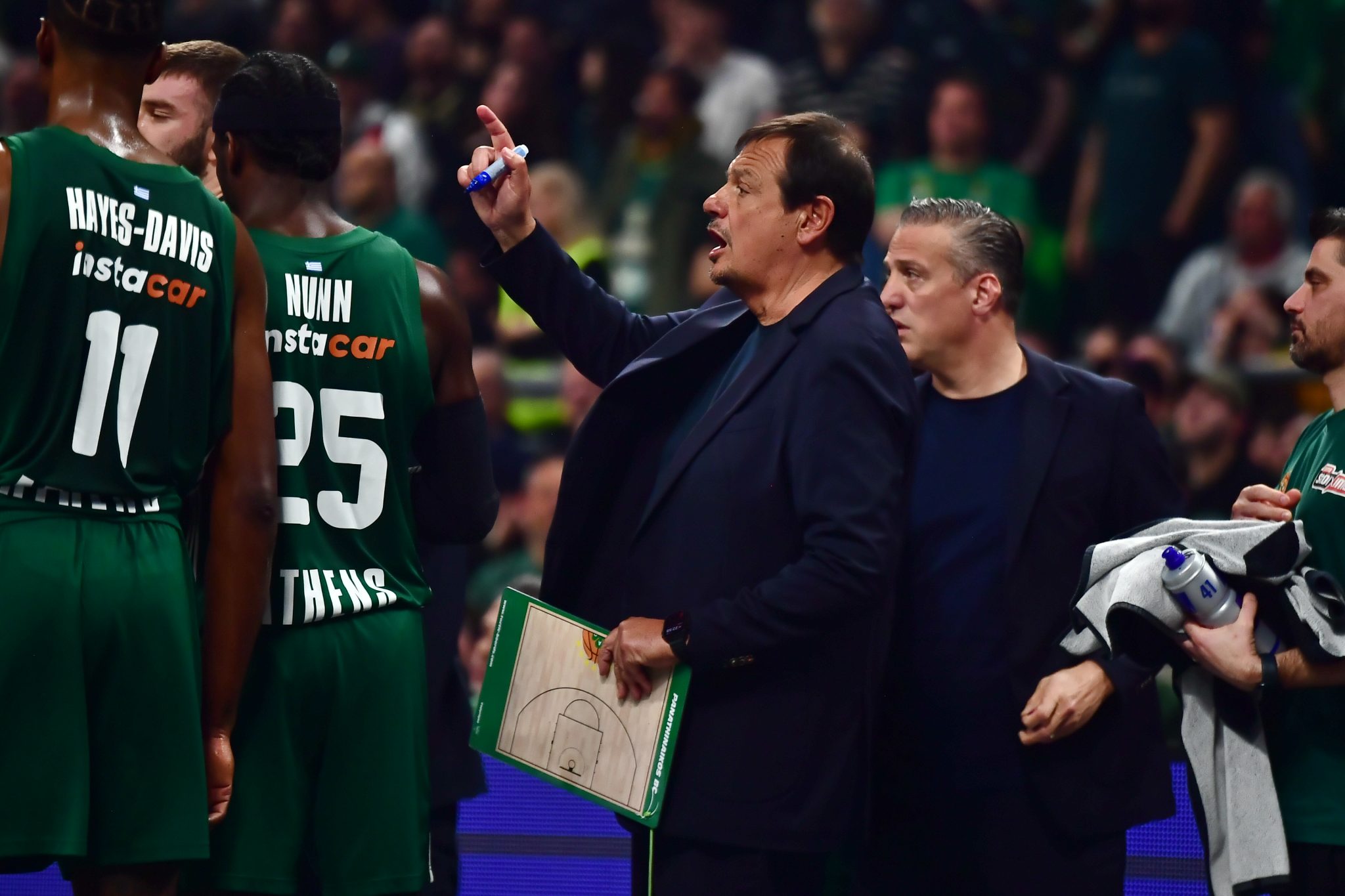 Ο Αταμάν αποθέωσε τον Χουάντσο: «Καλή δουλειά φίλε, καταπληκτική άμυνα» (vid)