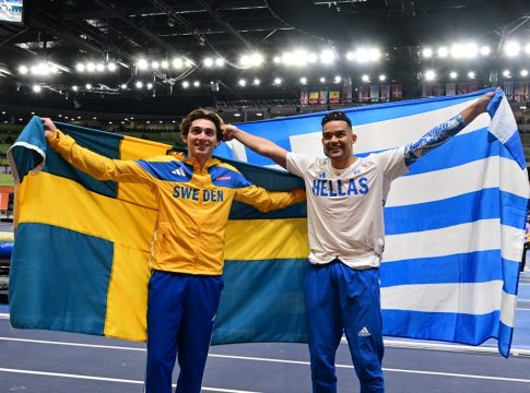 Ο Ντουπλάντις χειροκρότησε τον Καραλή, κι εκείνος υποκλίθηκε στον Σουηδό (vid)