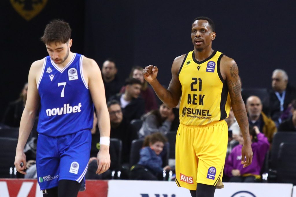 ΑΕΚ – Ηρακλής 100-87: Νάναλι και Μπάρτλεϊ έδωσαν τη νίκη στην Ένωση