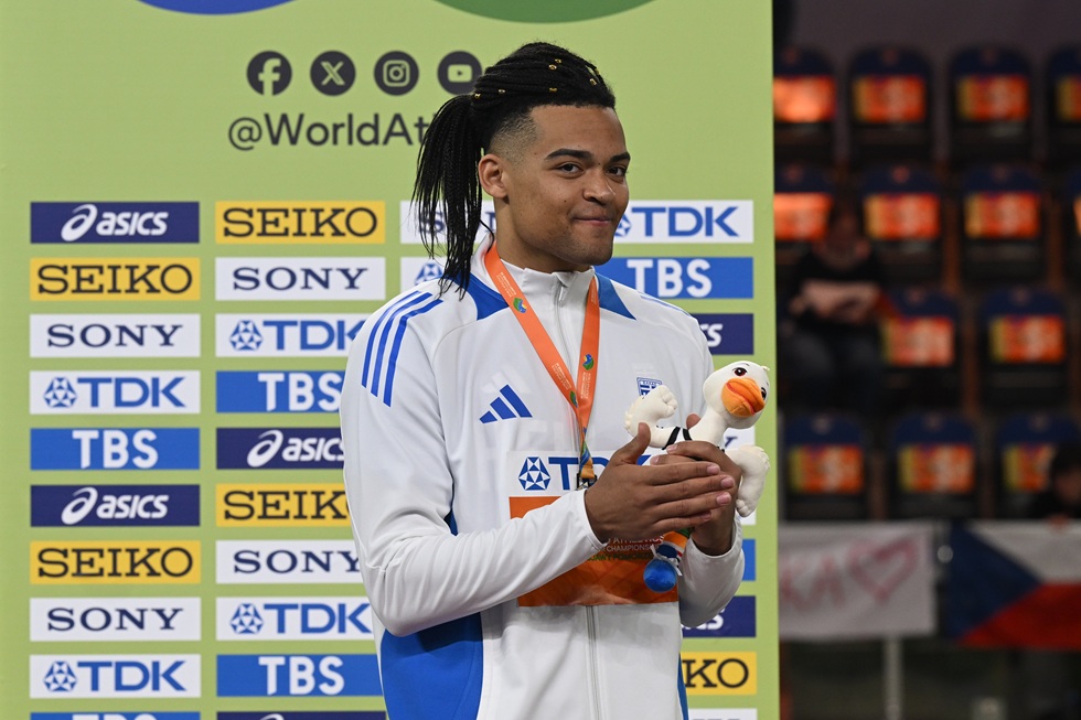 Καραλής: «Με τόσο κόπο και πίστη κατάφερα να πάρω το μετάλλιο – Είμαι χαρούμενος και… ξενυχτισμένος» (vid)