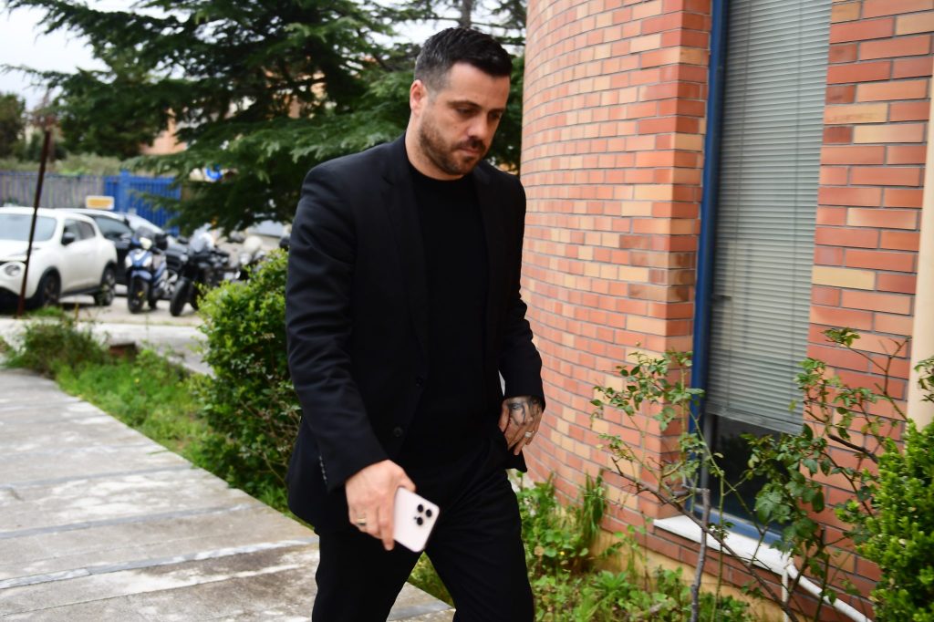 Βιεϊρίνια: «Είναι καλό που θα παίξουμε το πρώτο παιχνίδι στην Τούμπα»