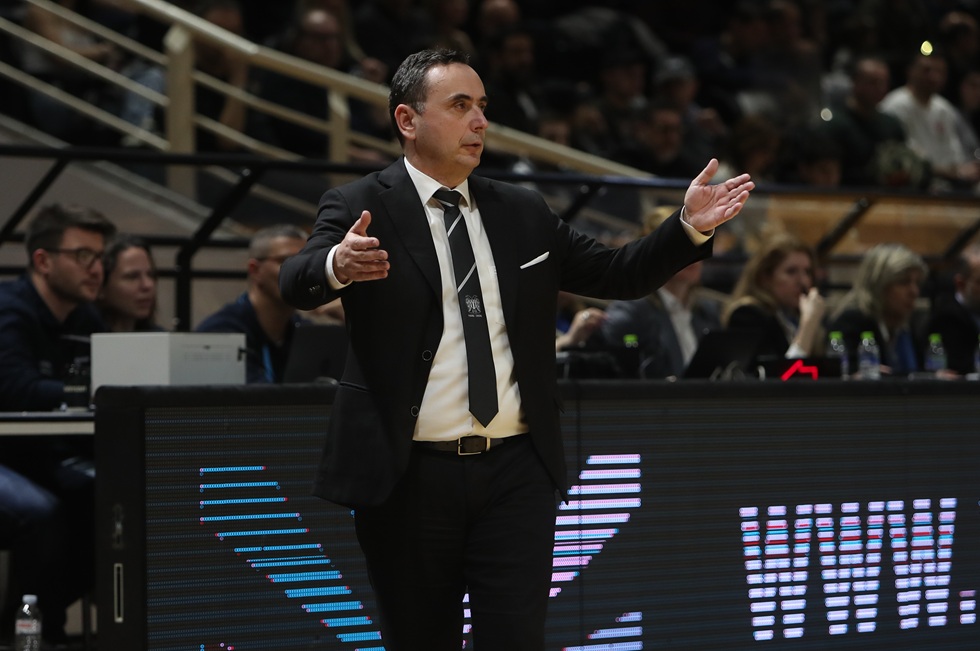 Μπούτσκος: «Καταιγιστικό το πρόγραμμα, κοιτάμε το επόμενο ματς τώρα»