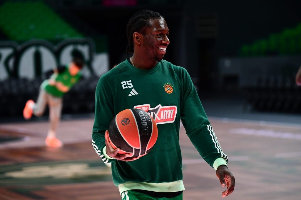 Ναν: «Ο στόχος μας πρώτα είναι να μπούμε στα playoffs και μετά το τρόπαιο»