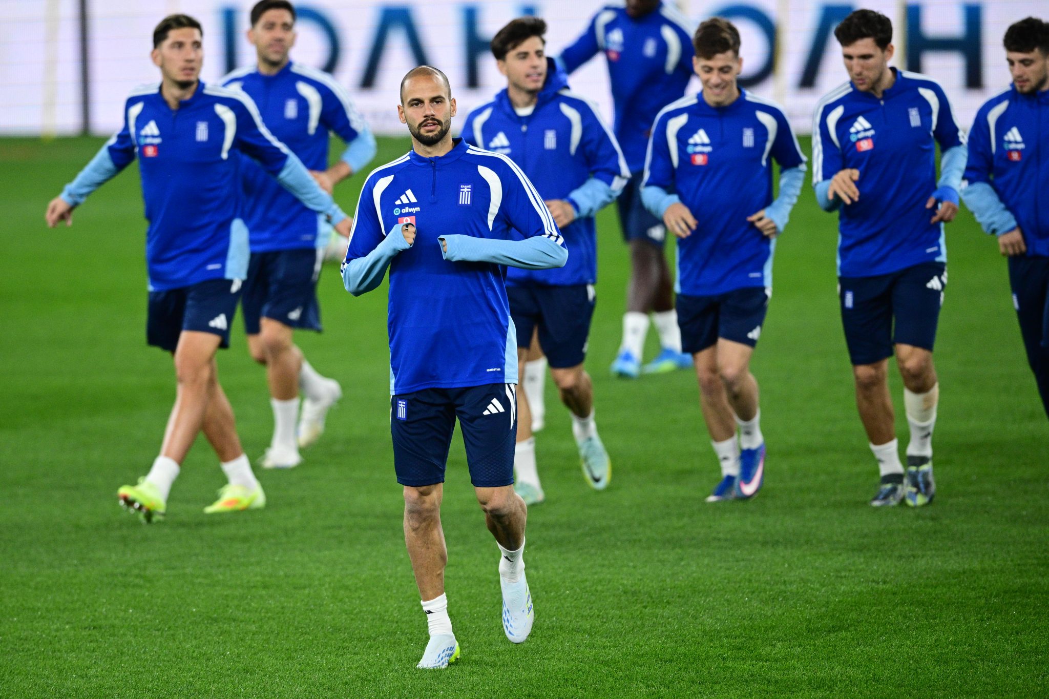 Ελλάδα-Παραγουάη και Παναθηναϊκός-Μονακό με αμέτρητες αγορές στα καταστήματα Allwyn