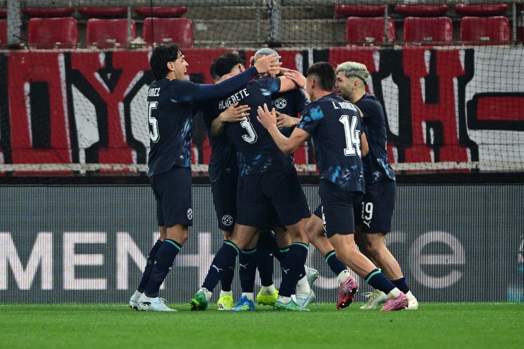 Η Παραγουάη άνοιξε το σκορ κόντρα στην Εθνική με φάουλ του Γκόμες (vid)