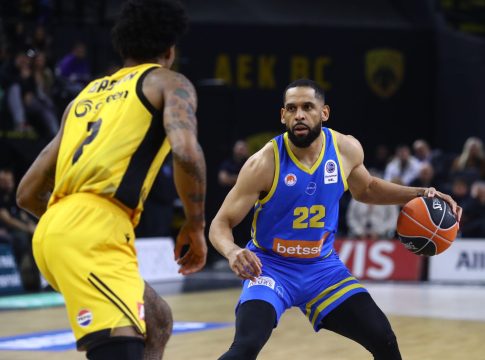 ΑΕΚ – Περιστέρι Betsson 64-74: «Ξύπνησε» αργά η Ένωση και η ομάδα του Ξανθόπουλου πήρε σπουδαίο διπλό