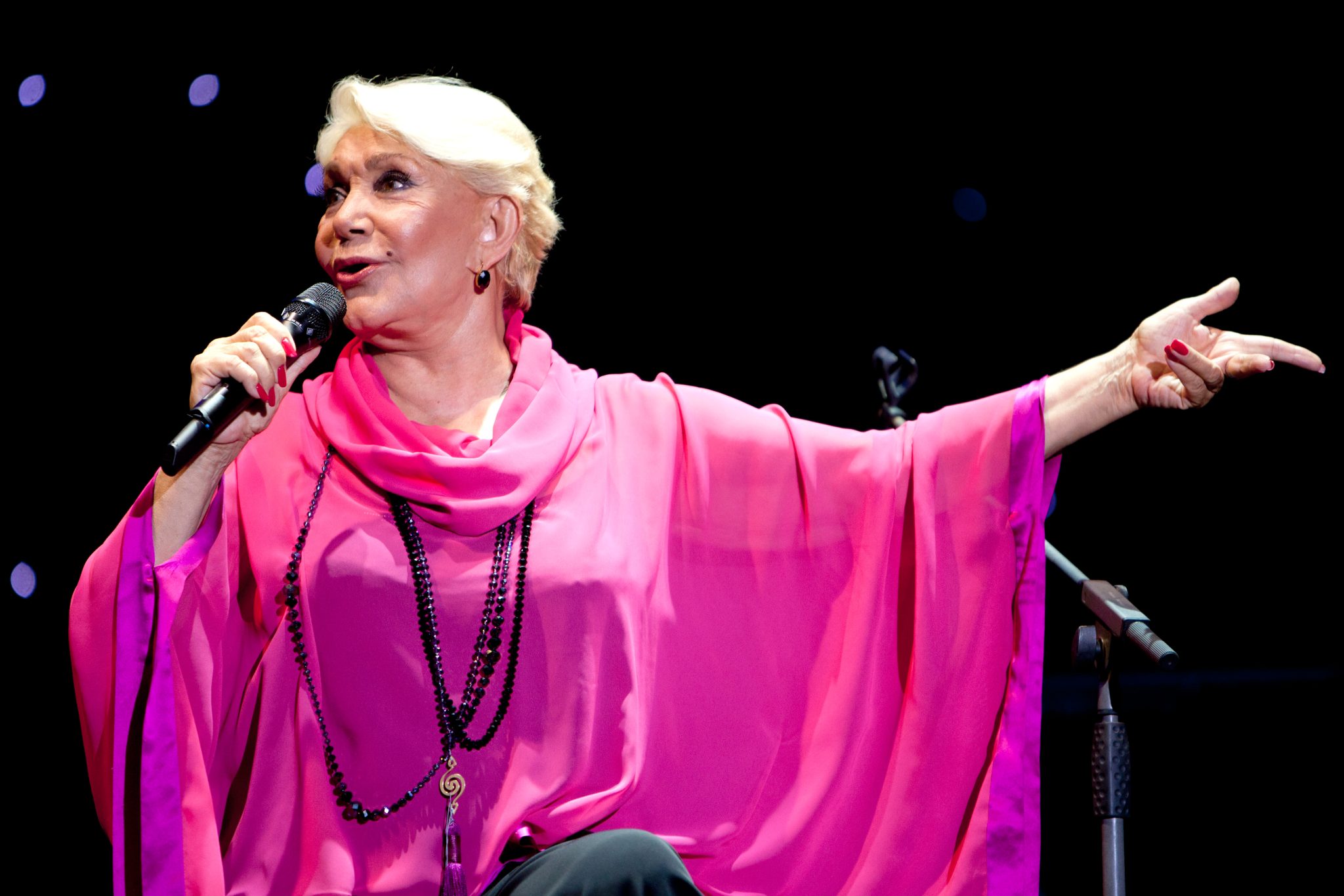 Πέθανε η μεγάλη τραγουδίστρια Μαρινέλλα