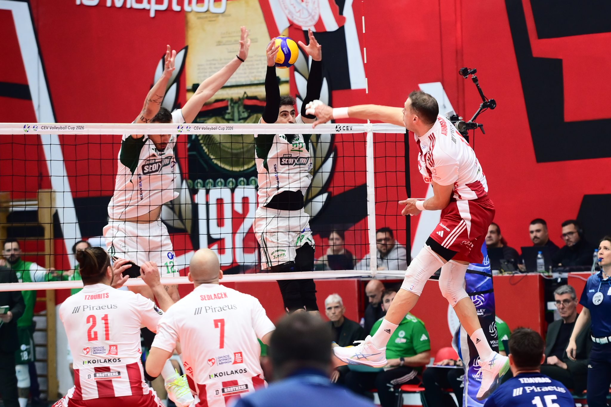 LIVE: Ολυμπιακός – Παναθηναϊκός