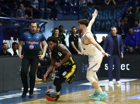 Γουόκερ: «Ο Παπαθεοδώρου είναι ο καλύτερος προπονητής στην Ευρώπη»