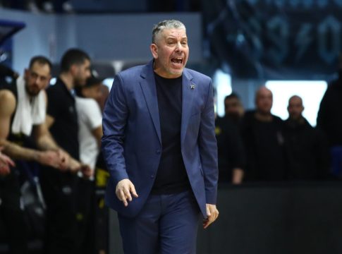 Παπαθεοδώρου: «Χρειάζεται μεγάλο ψυχικό σθένος με όλα αυτά που βιώνουμε, αλλά είμαστε εδώ και ζωντανοί»