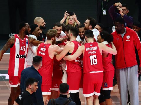 Ο αήττητος Ολυμπιακός και το 4-1 του Μπαρτζώκα κόντρα στον Αταμάν (vids)