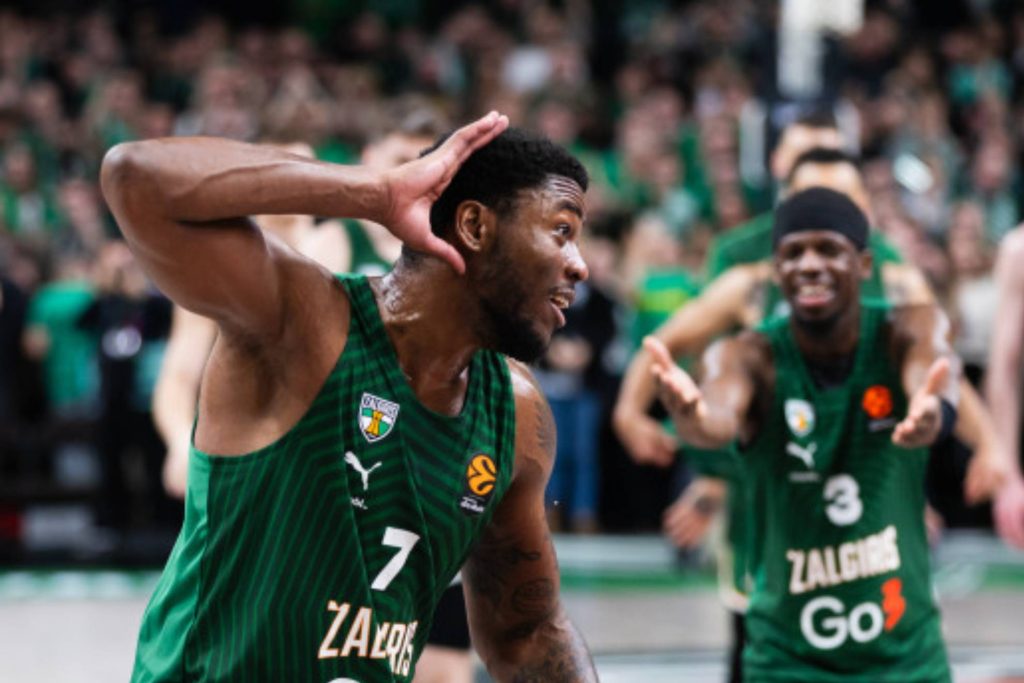 «Βουίζει» ο τόπος για Φρανσίσκο και Ράιτ: Τα σενάρια για το μέλλον τους και η ομάδα που δίνει τη… μάχη της