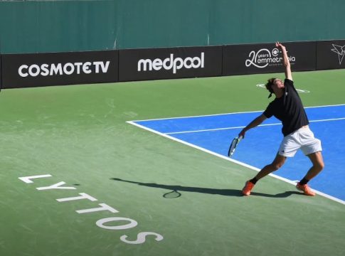 Ήττα στα σημεία για τον Παύλο Τσιτσιπά (0-2)