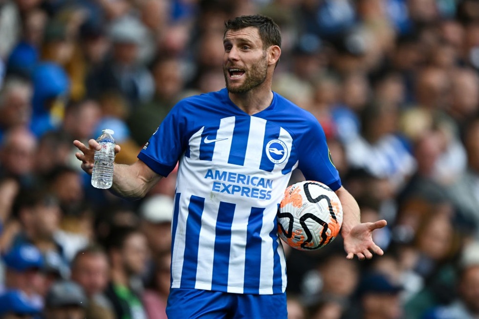 Μπράιτον: Σε συζητήσεις με τον 40χρονο Μίλνερ για νέο συμβόλαιο